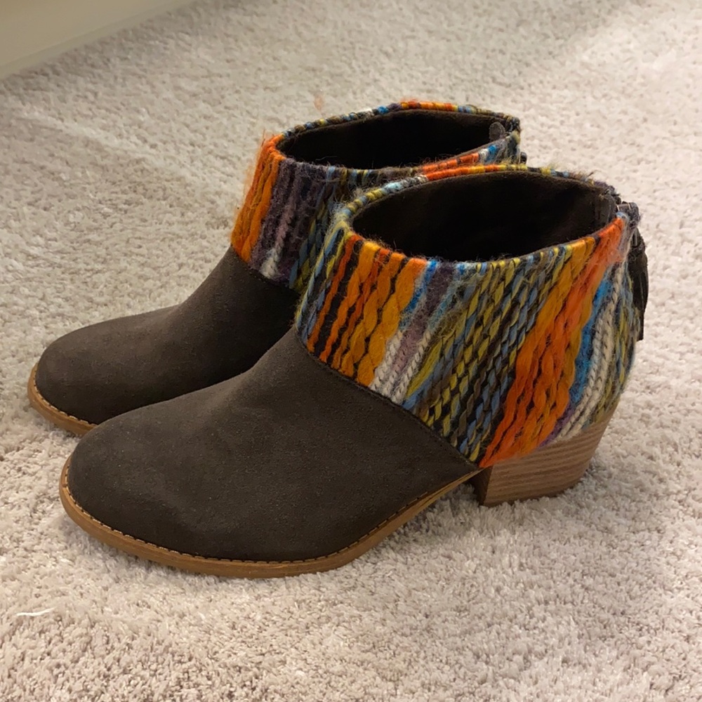 Tom’s Brown suede ankle boot.  Size 6